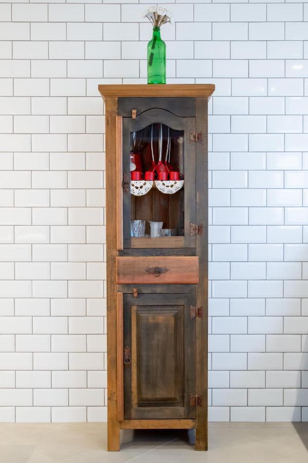 Espaco 250 - Apto Mobiliado, 3 Quartos, Sendo Uma Suite, Banheiro Social, Cozinha Completa, Sala De Estar, Ar Condicionado, Tv E Internet Tiradentes Eksteriør billede