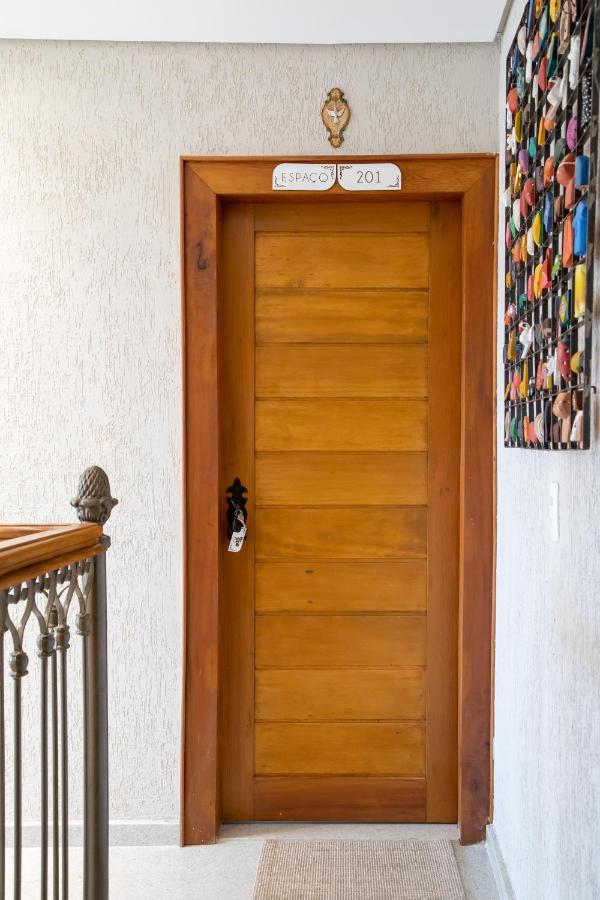 Espaco 250 - Apto Mobiliado, 3 Quartos, Sendo Uma Suite, Banheiro Social, Cozinha Completa, Sala De Estar, Ar Condicionado, Tv E Internet Tiradentes Eksteriør billede
