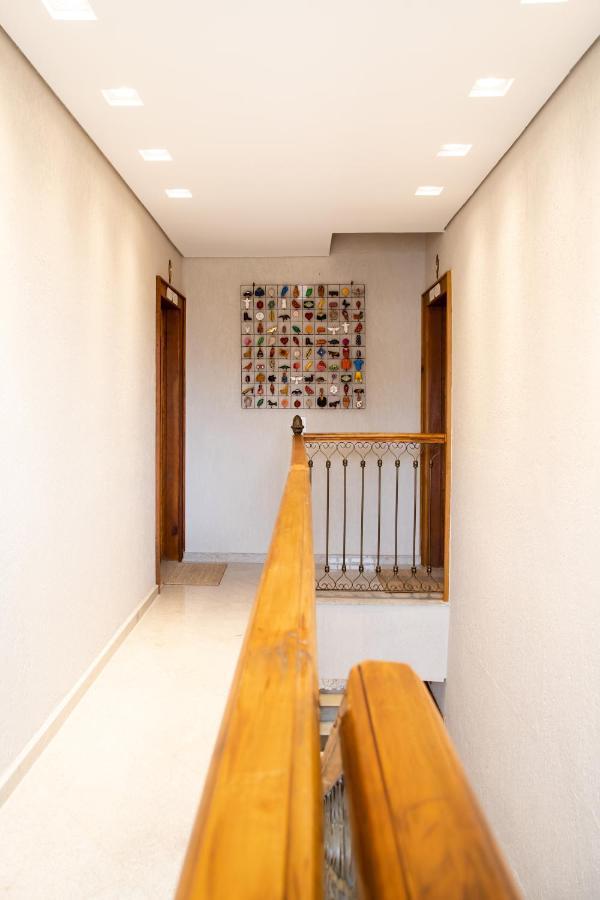 Espaco 250 - Apto Mobiliado, 3 Quartos, Sendo Uma Suite, Banheiro Social, Cozinha Completa, Sala De Estar, Ar Condicionado, Tv E Internet Tiradentes Eksteriør billede