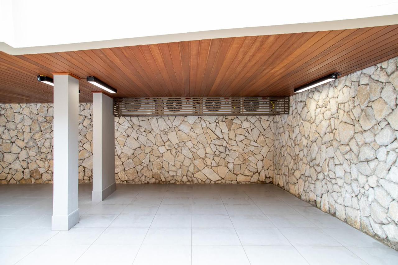 Espaco 250 - Apto Mobiliado, 3 Quartos, Sendo Uma Suite, Banheiro Social, Cozinha Completa, Sala De Estar, Ar Condicionado, Tv E Internet Tiradentes Eksteriør billede